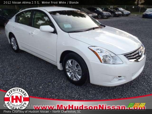 2012 Nissan Altima 2.5 S in Winter Frost White