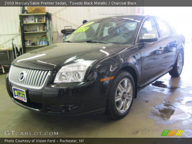 2009 Mercury Sable Premier Sedan in Tuxedo Black Metallic