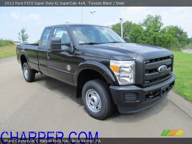 2011 Ford F350 Super Duty XL SuperCab 4x4 in Tuxedo Black