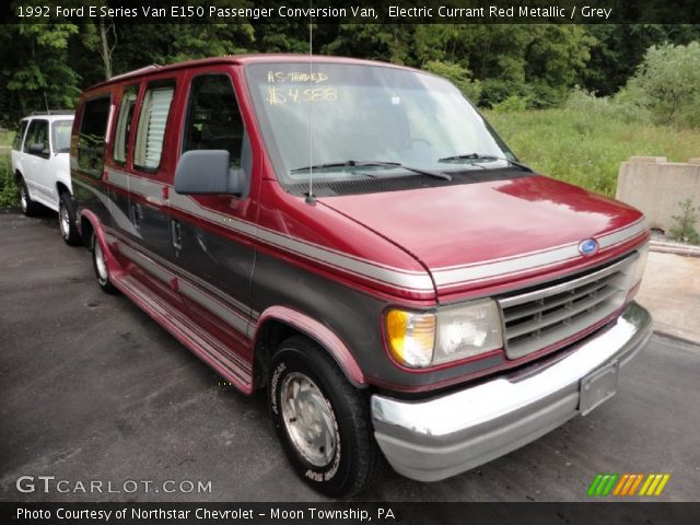 Electric Currant Red Metallic 1992 Ford E Series Van E150