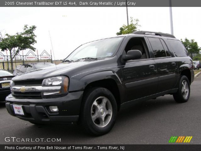 2005 Chevrolet TrailBlazer EXT LS 4x4 in Dark Gray Metallic