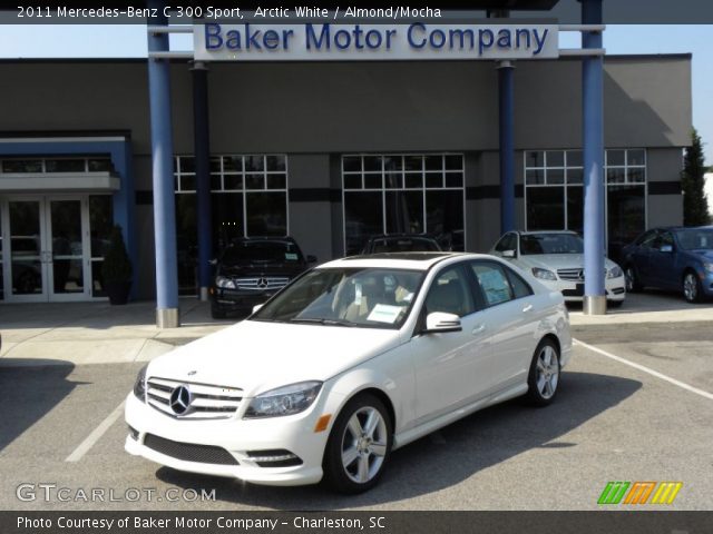 2011 Mercedes-Benz C 300 Sport in Arctic White