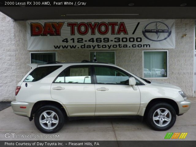 2000 Lexus RX 300 AWD in Pearl White