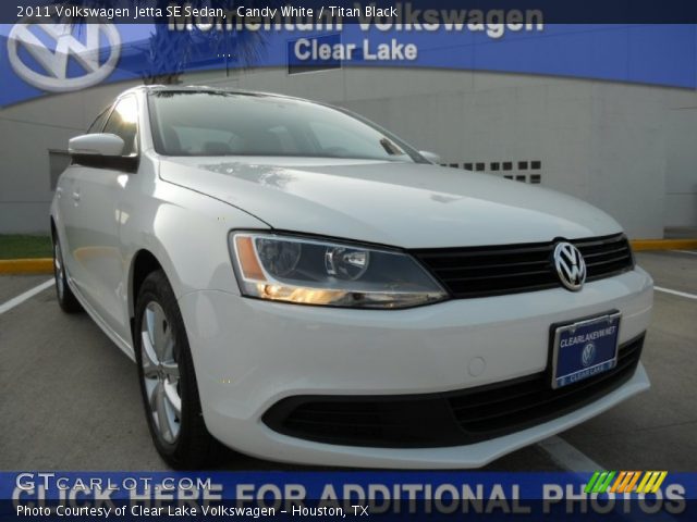 2011 Volkswagen Jetta SE Sedan in Candy White