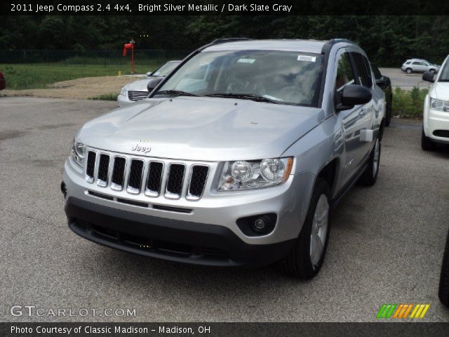 2011 Jeep Compass 2.4 4x4 in Bright Silver Metallic
