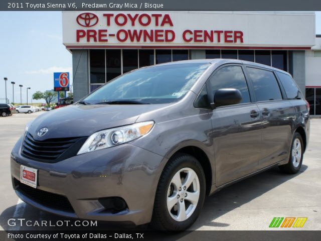2011 Toyota Sienna V6 in Predawn Gray Mica