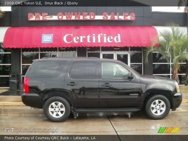 2009 GMC Yukon SLE in Onyx Black