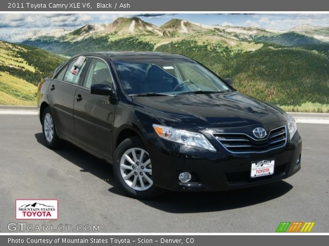 2011 Toyota Camry XLE V6 in Black