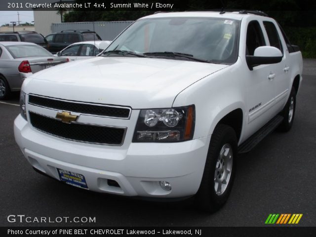 2011 Chevrolet Avalanche LT 4x4 in Summit White