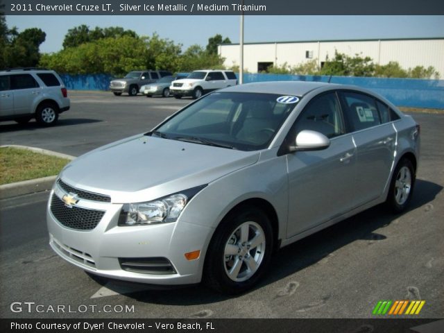 2011 Chevrolet Cruze LT in Silver Ice Metallic