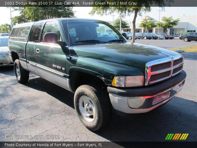 2001 Dodge Ram 1500 ST Club Cab 4x4 in Forest Green Pearl