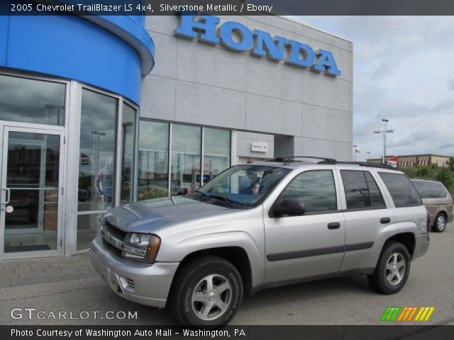 2005 Chevrolet TrailBlazer LS 4x4 in Silverstone Metallic