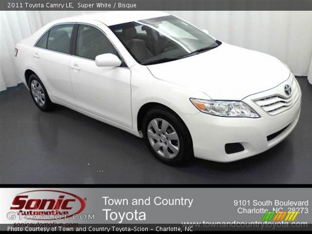 2011 Toyota Camry LE in Super White