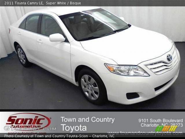 2011 Toyota Camry LE in Super White