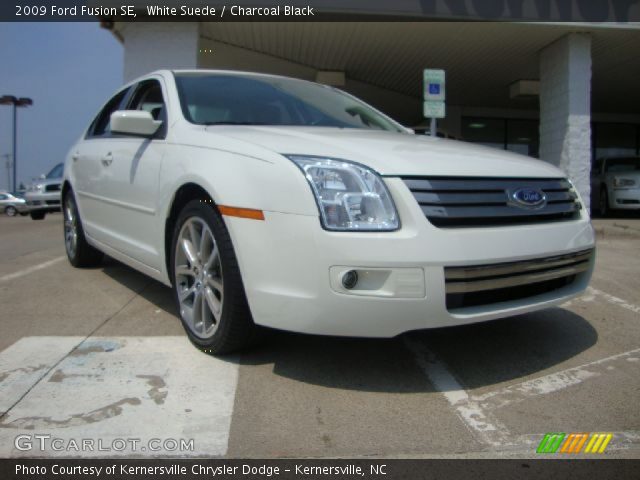 2009 Ford Fusion SE in White Suede