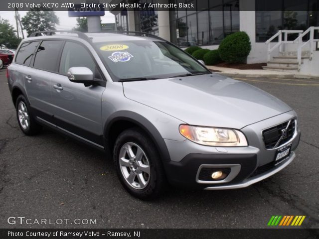 2008 Volvo XC70 AWD in Electric Silver Metallic