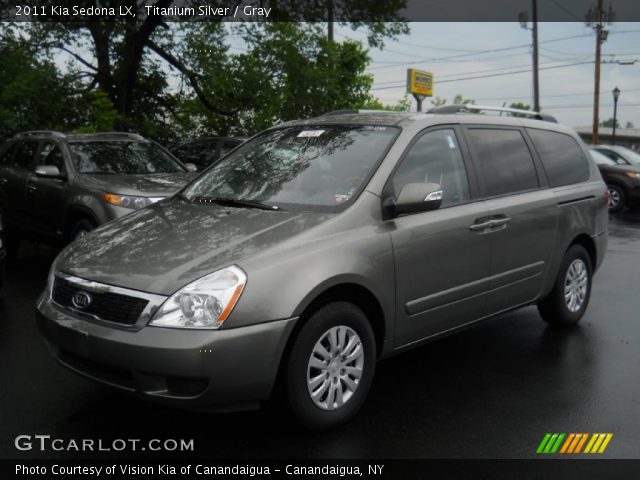 2011 Kia Sedona LX in Titanium Silver