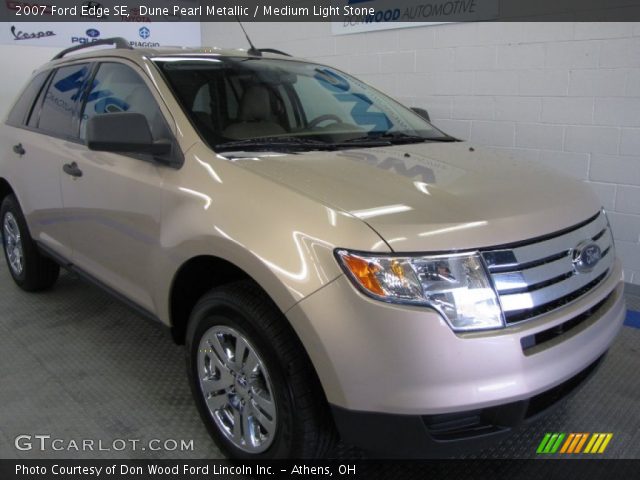 2007 Ford Edge SE in Dune Pearl Metallic