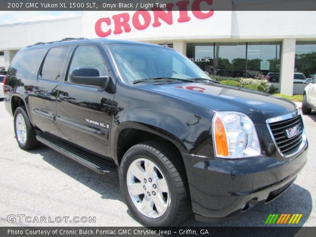 2007 GMC Yukon XL 1500 SLT in Onyx Black