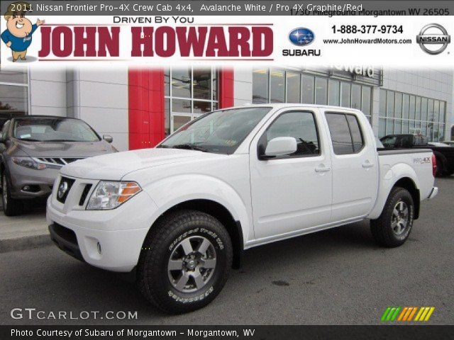 2011 Nissan Frontier Pro-4X Crew Cab 4x4 in Avalanche White