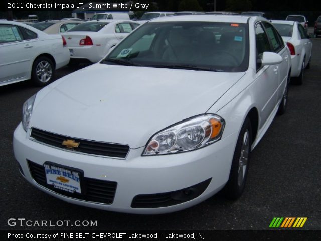 2011 Chevrolet Impala LT in Summit White