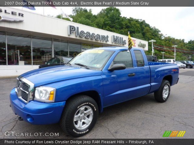 2007 Dodge Dakota TRX4 Club Cab 4x4 in Electric Blue Pearl