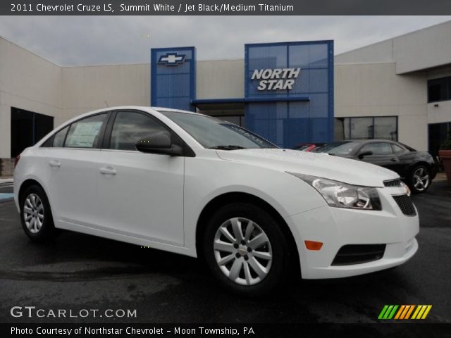 2011 Chevrolet Cruze LS in Summit White