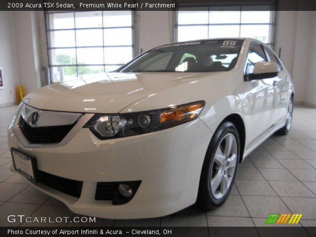 2009 Acura TSX Sedan in Premium White Pearl