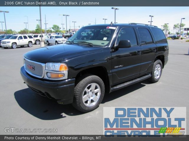 2006 GMC Yukon Denali AWD in Onyx Black