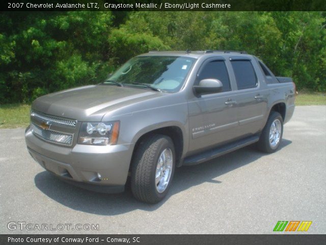 2007 Chevrolet Avalanche LTZ in Graystone Metallic