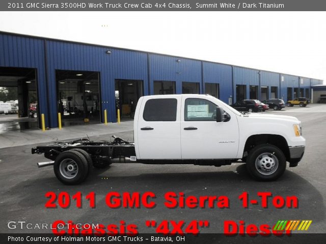 2011 GMC Sierra 3500HD Work Truck Crew Cab 4x4 Chassis in Summit White