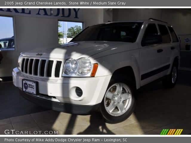 2005 Jeep Grand Cherokee Laredo in Stone White