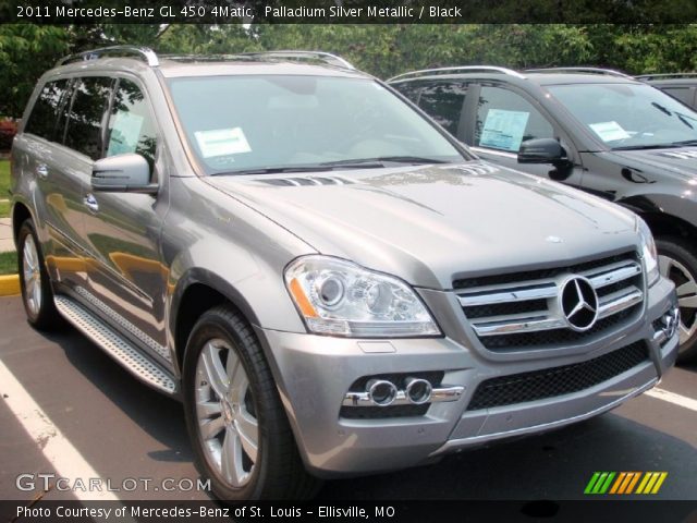 2011 Mercedes-Benz GL 450 4Matic in Palladium Silver Metallic