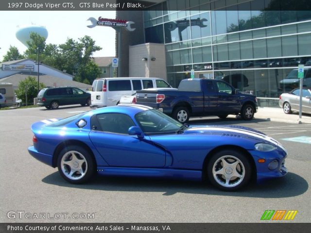 1997 Dodge Viper GTS in GTS Blue Pearl