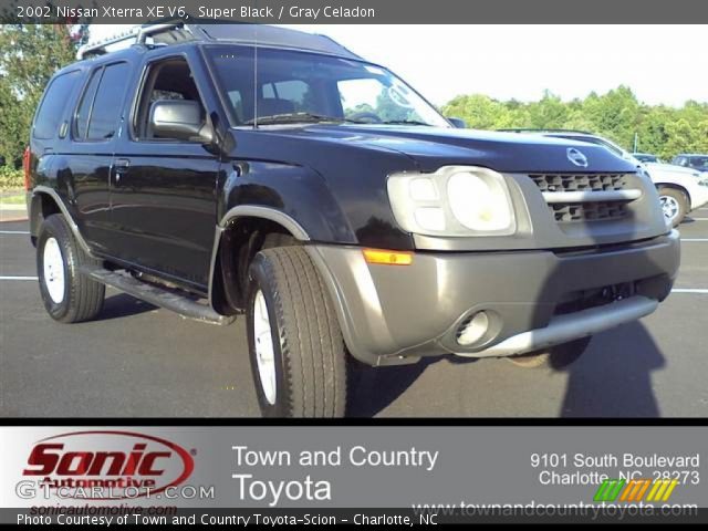 2002 Nissan Xterra XE V6 in Super Black