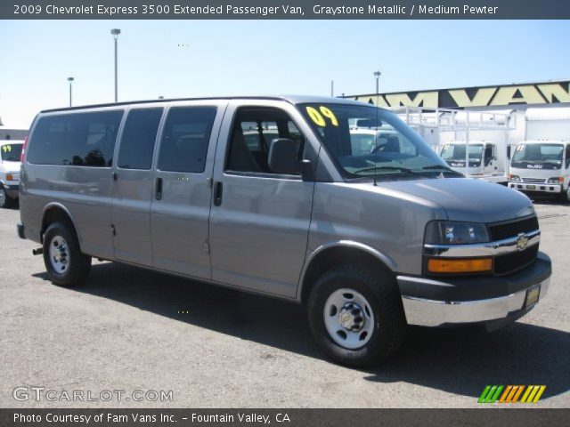 2009 Chevrolet Express 3500 Extended Passenger Van in Graystone Metallic
