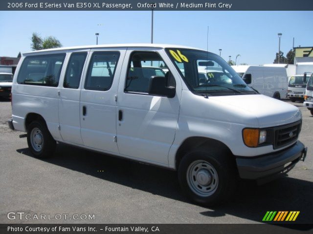 2006 Ford E Series Van E350 XL Passenger in Oxford White