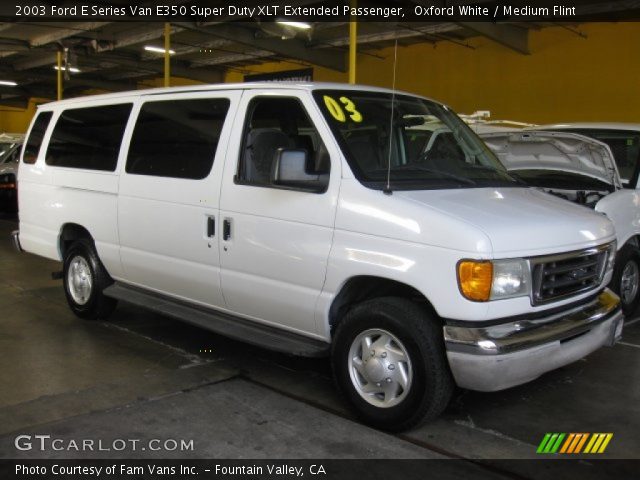 2003 Ford E Series Van E350 Super Duty XLT Extended Passenger in Oxford White
