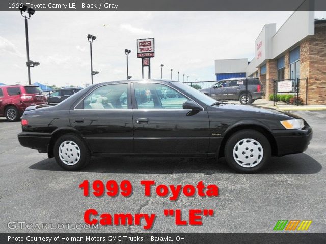 1999 Toyota Camry LE in Black