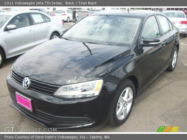 2011 Volkswagen Jetta TDI Sedan in Black