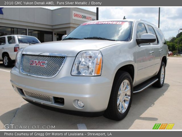 2010 GMC Yukon Denali AWD in Pure Silver Metallic