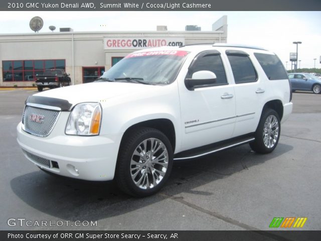 2010 GMC Yukon Denali AWD in Summit White