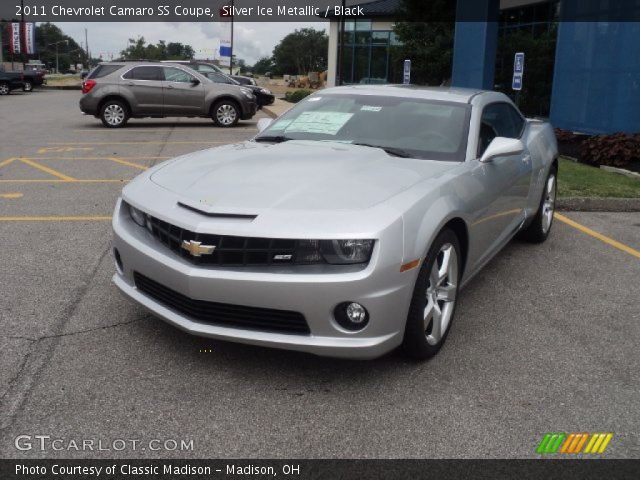 2011 Chevrolet Camaro SS Coupe in Silver Ice Metallic