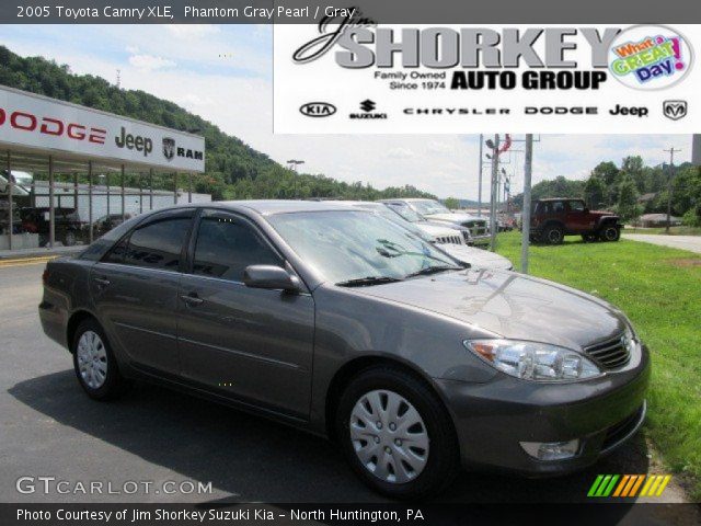 2005 Toyota Camry XLE in Phantom Gray Pearl