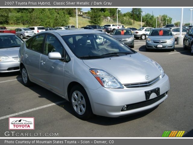 2007 Toyota Prius Hybrid in Classic Silver Metallic
