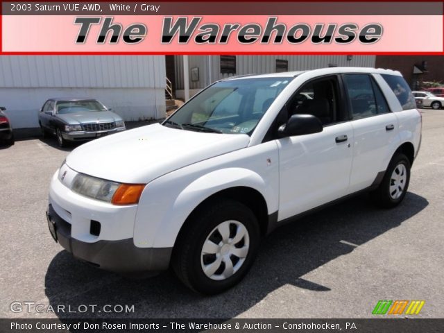 2003 Saturn VUE AWD in White