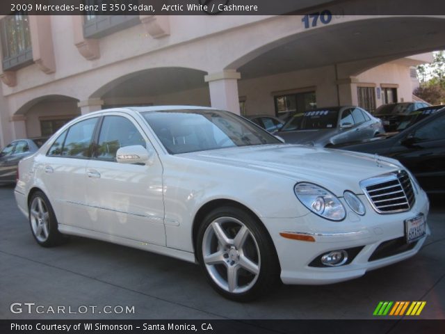 2009 Mercedes-Benz E 350 Sedan in Arctic White