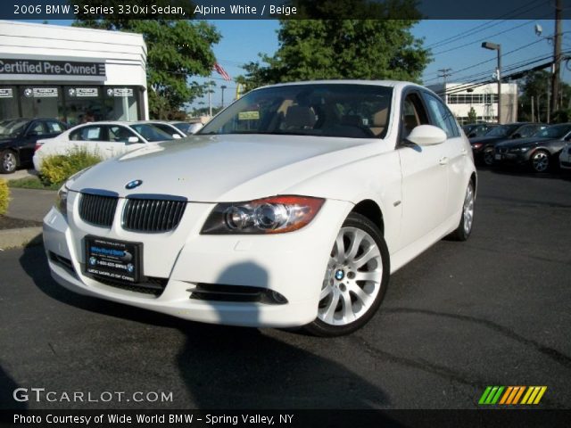 2006 BMW 3 Series 330xi Sedan in Alpine White