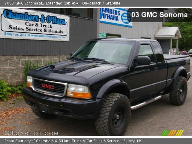 2003 GMC Sonoma SLS Extended Cab 4x4 in Onyx Black