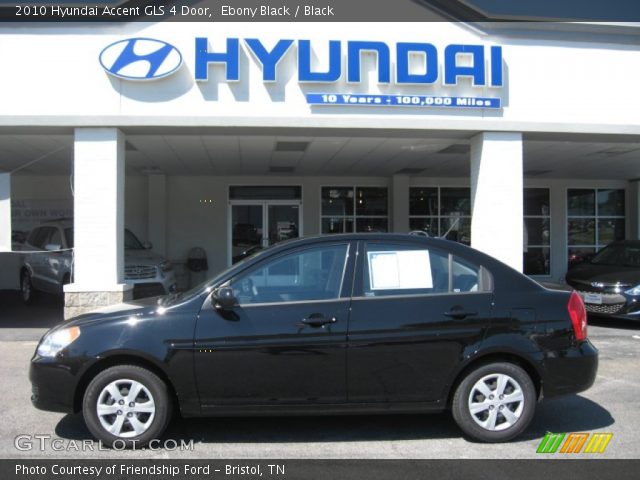 2010 Hyundai Accent GLS 4 Door in Ebony Black
